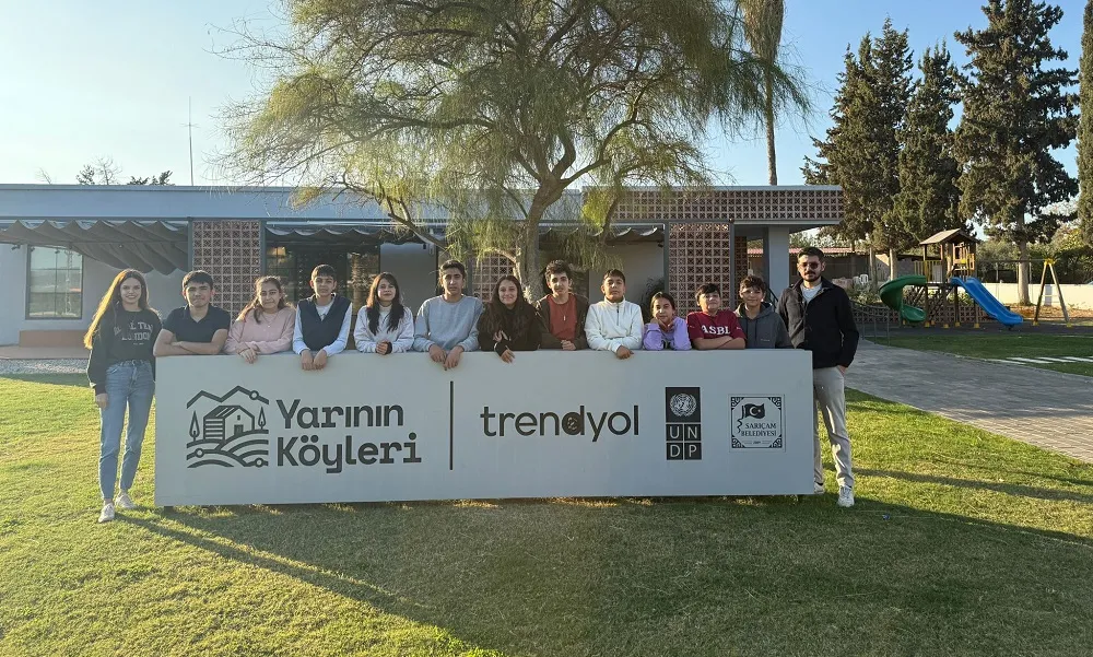 YARININ KÖYLERİ ÖĞRENCİLERİ ROMA YOLCUSU 