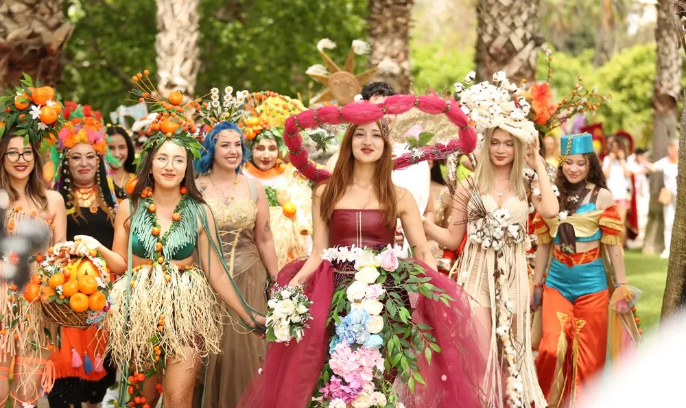 PORTAKAL ÇIÇEĞI KARNAVALI 4 NİSAN’DA BAŞLIYOR. KARNAVALDA 200’DEN FAZLA ETKINLIK VAR