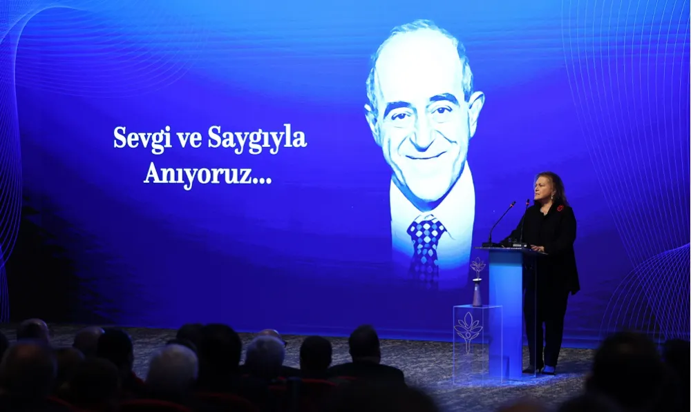 SAKIP SABANCI, VEFATININ 21. YILINDA ULUSLARARASI ARAŞTIRMA ÖDÜLLERİ İLE ANILDI