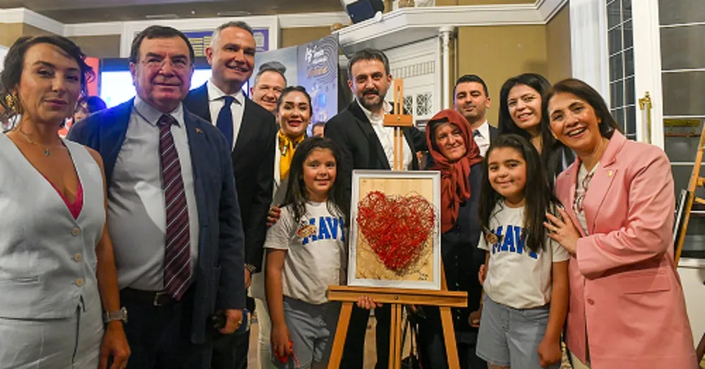 MİNİK ELLERDEN ÇIKAN ESERLER, AKK’DE BAŞKENTLİ SANATSEVERLERLE BULUŞTU